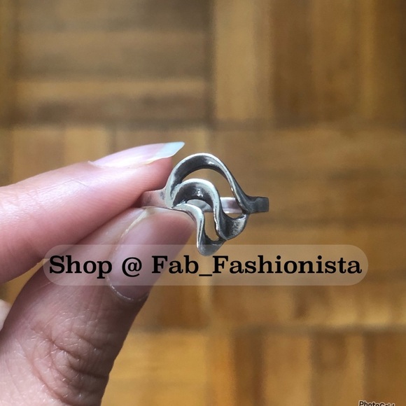 Sterling Silver swirl Ring - Picture 1 of 10